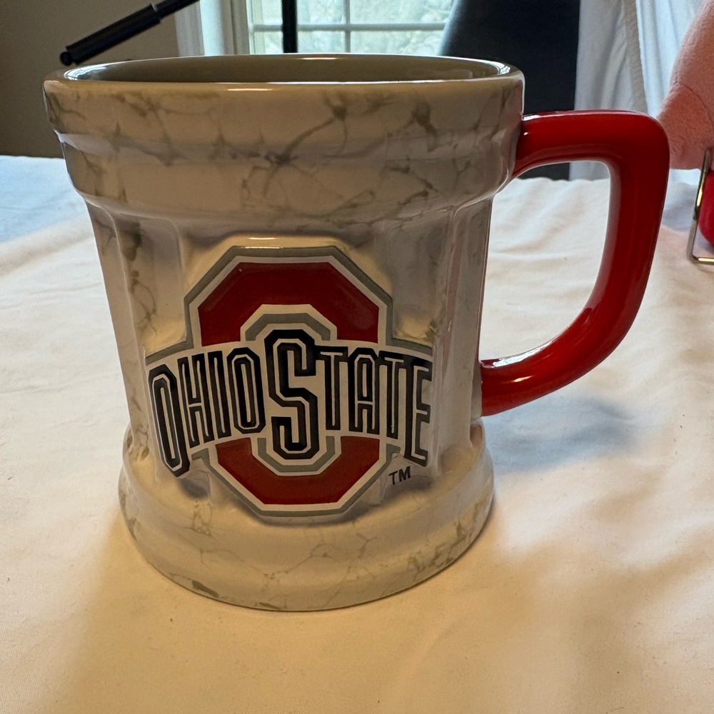 Ohio State White Marble Ceramic Mug with Red Handle
